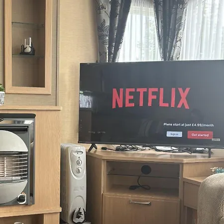 Stellas Retreat 假日公园